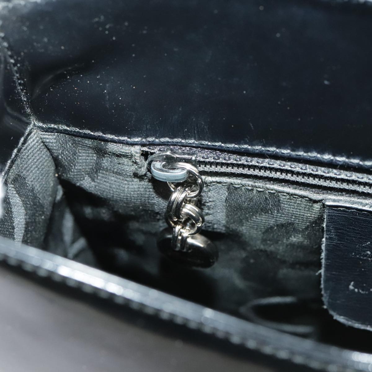Salvatore Ferragamo Gancini Black Leather Handbag (Pre-Owned)