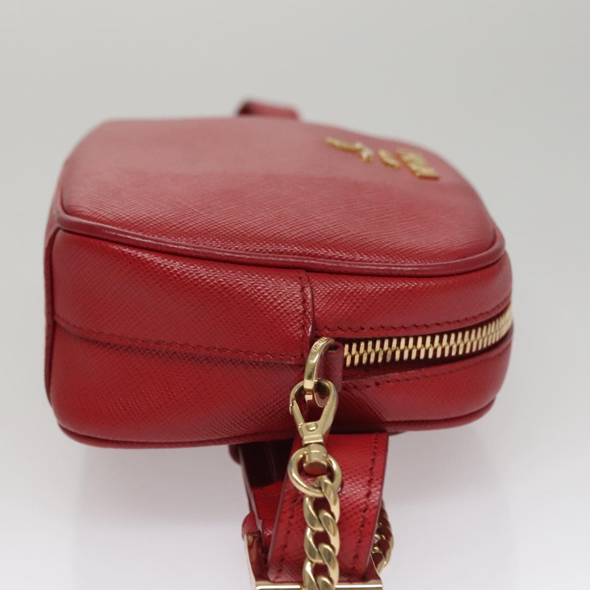 Prada Saffiano Red Leather Shoulder Bag (Pre-Owned)