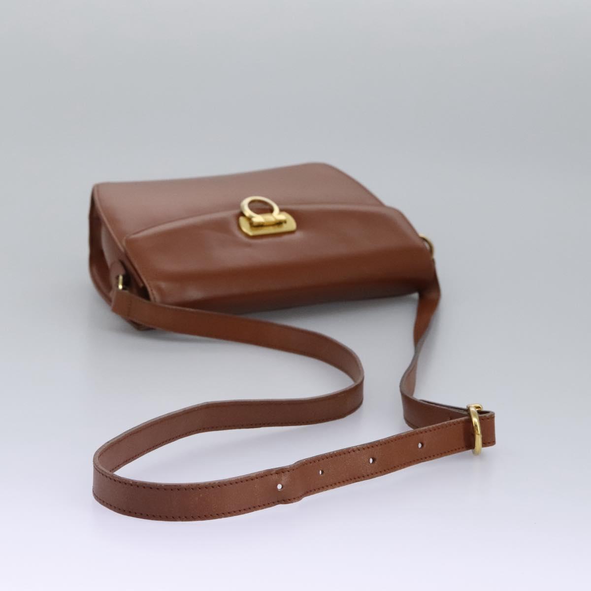 Salvatore Ferragamo Gancini Brown Leather Shoulder Bag (Pre-Owned)