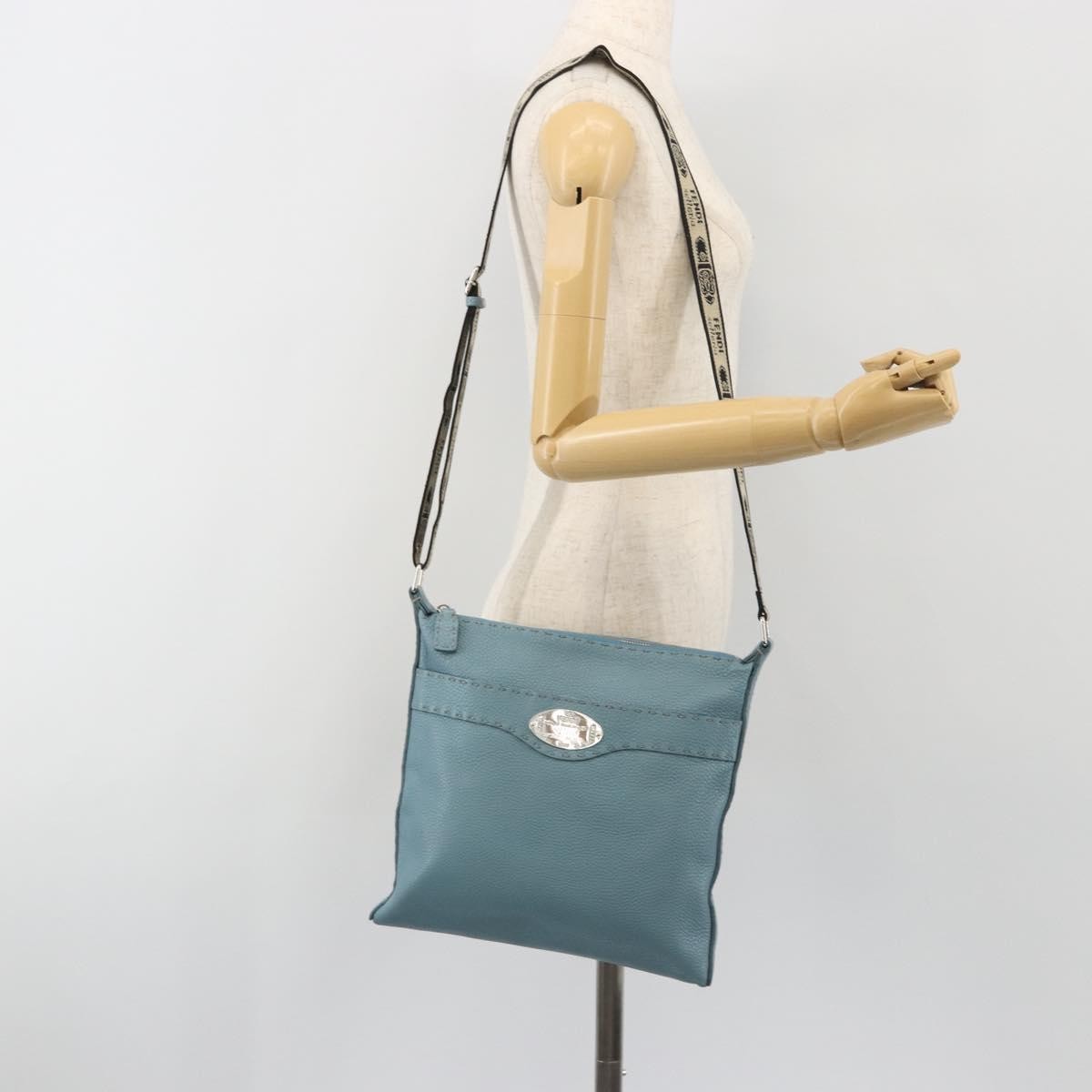 Fendi Vintage Selleria Zip Messenger Leather Blue Leather Shoulder Bag Bag (Pre-Owned)