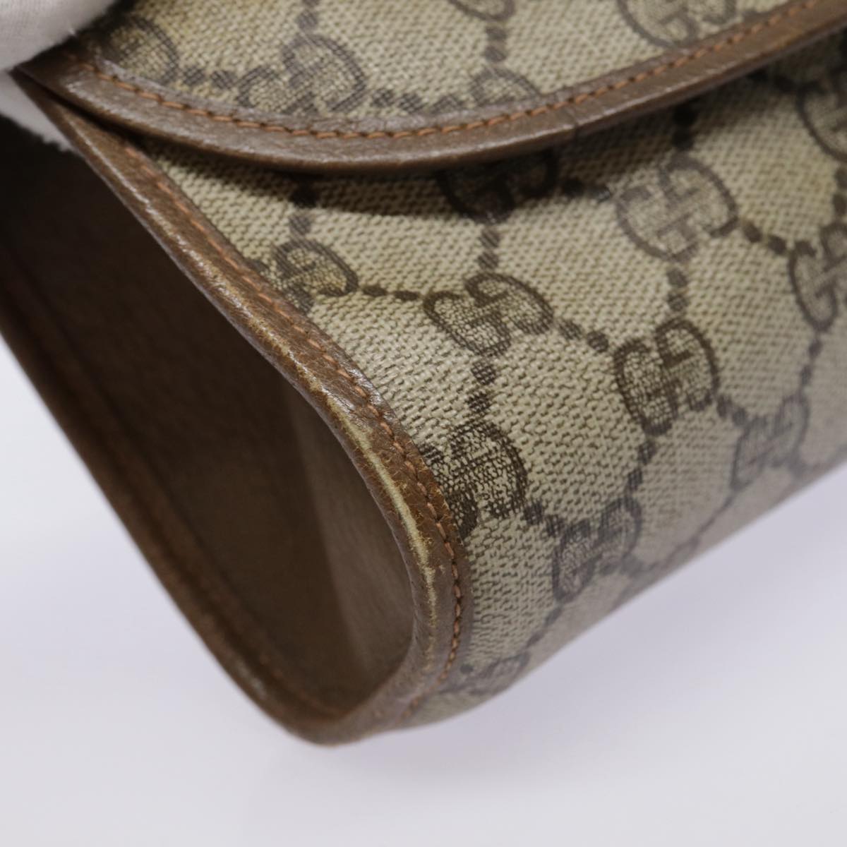 Gucci Ophidia Beige Canvas Clutch Bag (Pre-Owned)