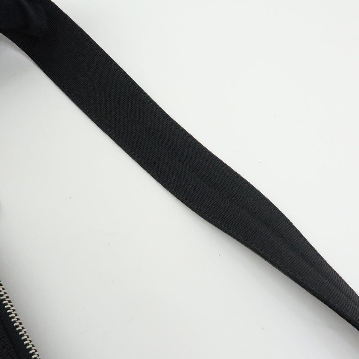 Salvatore Ferragamo Vara Leather Black Canvas Tote Bag Bag (Pre-Owned)