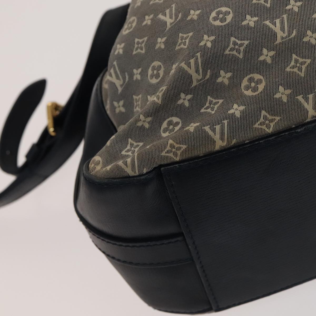 Louis Vuitton Idylle Navy Canvas Shoulder Bag (Pre-Owned)