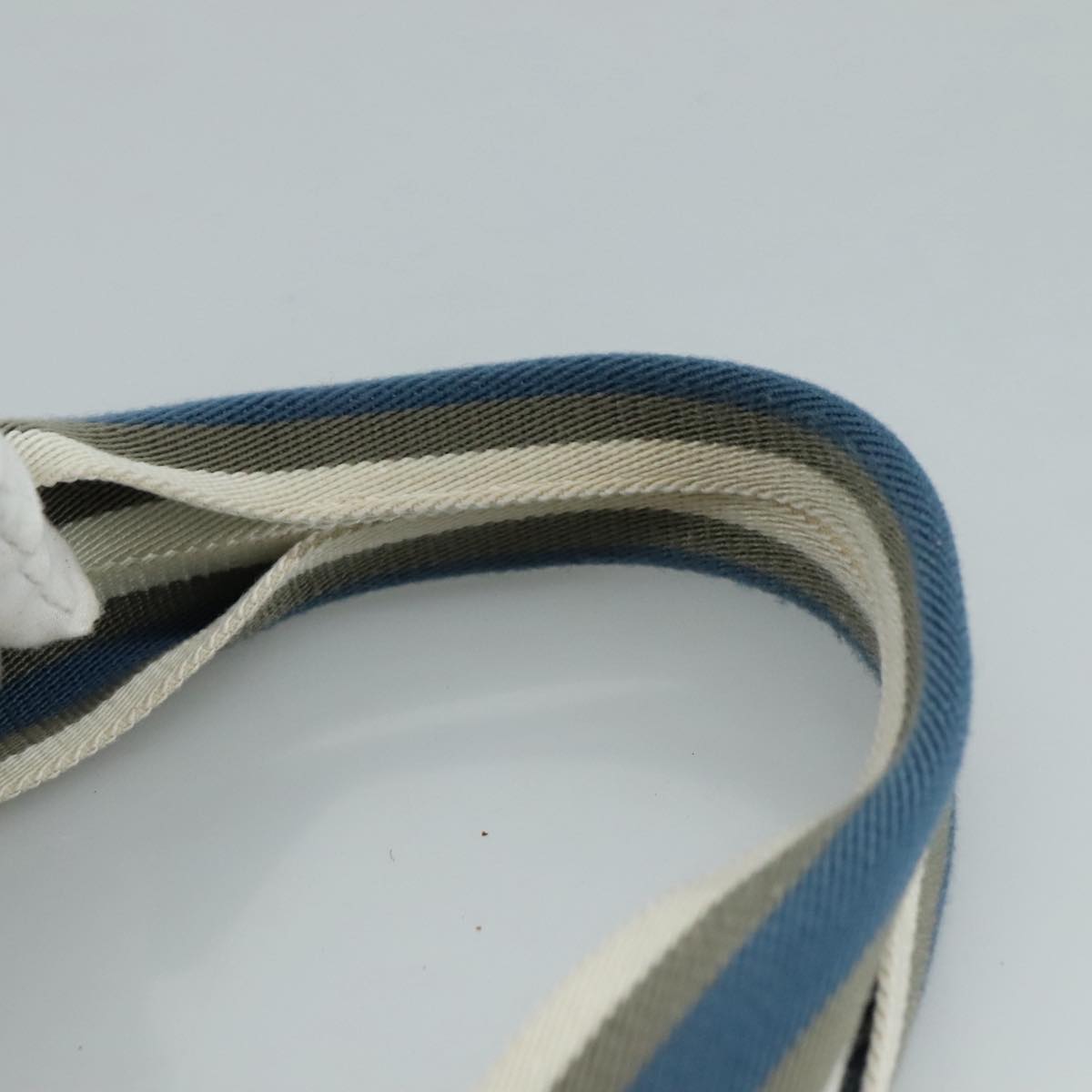 Gucci Gg Canvas Grey Canvas Tote Bag (Pre-Owned)