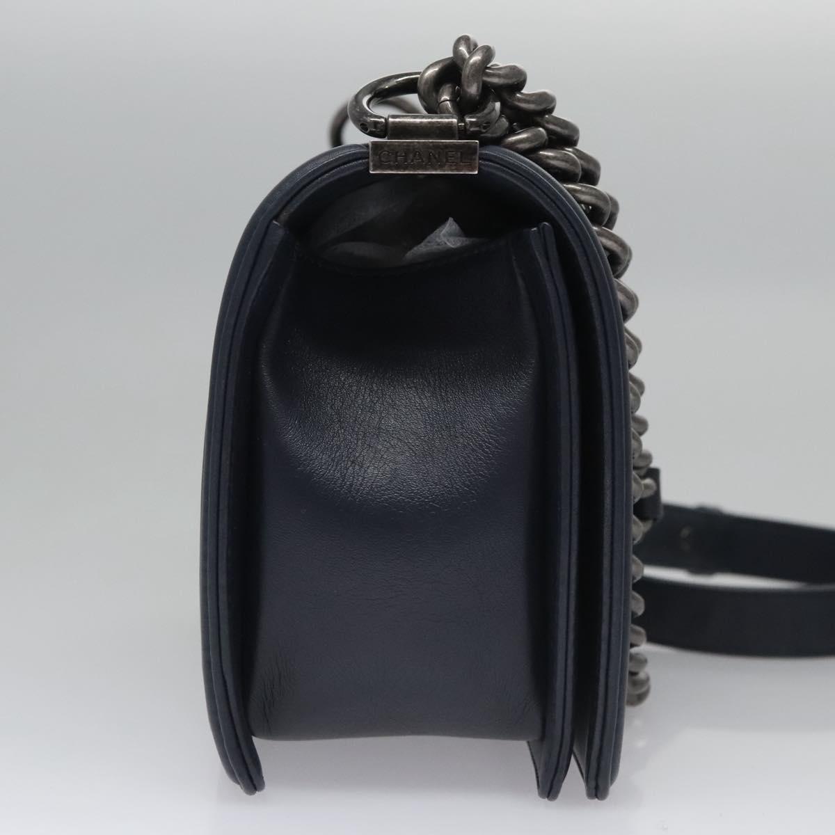 Chanel Boy Navy Leather Shoulder Bag (Pre-Owned)