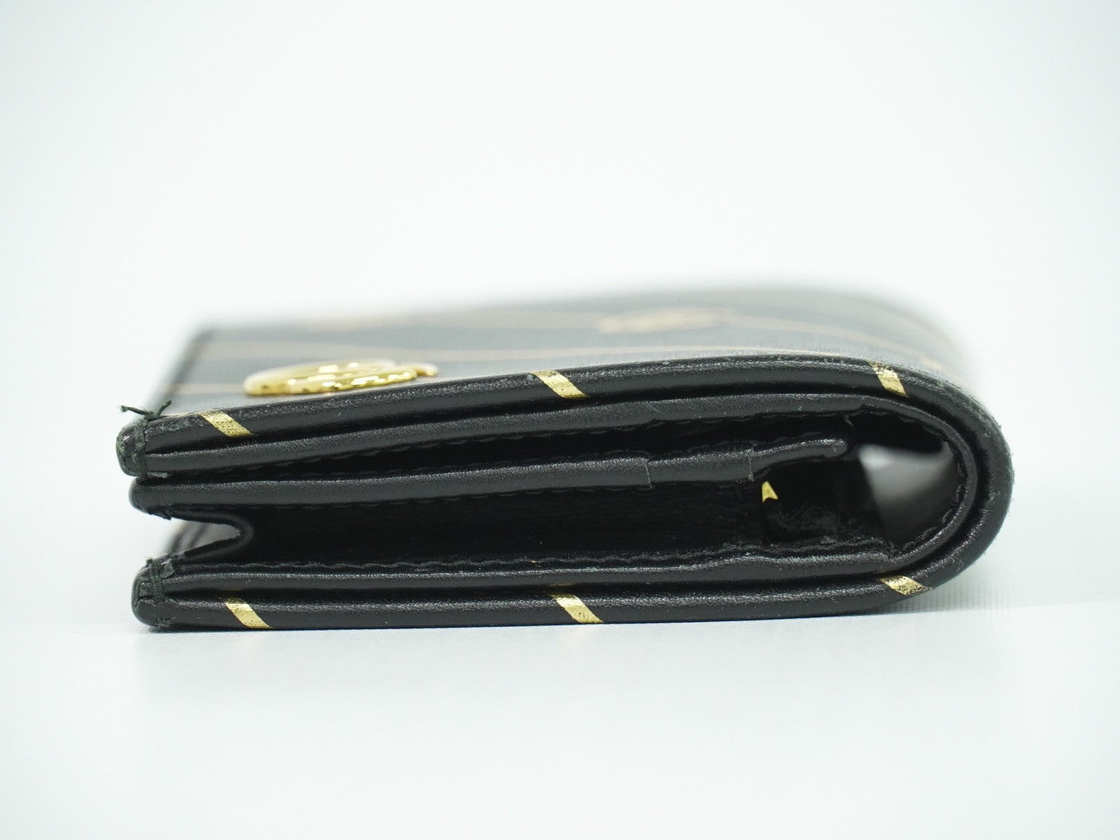 Gucci Gg Marmont Leather Black Leather Wallets Accessory (Pre-Owned)