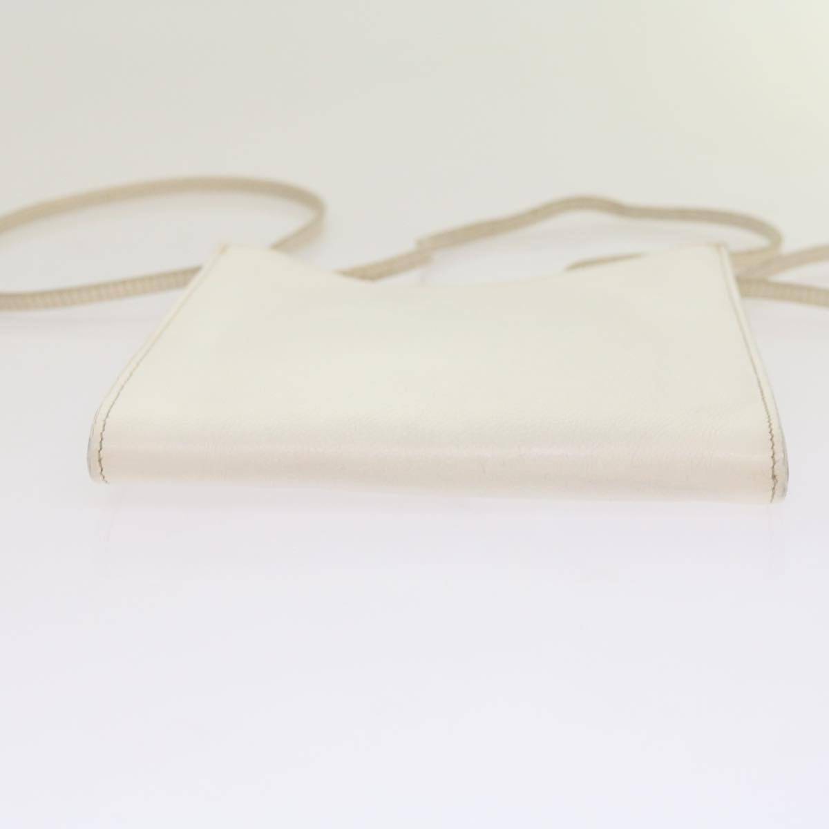 Hermès White Leather Shoulder Bag (Pre-Owned)