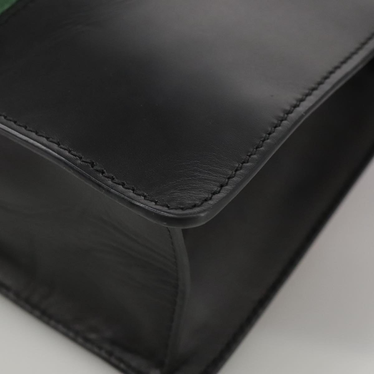Gucci Sylvie Black Leather Shoulder Bag (Pre-Owned)