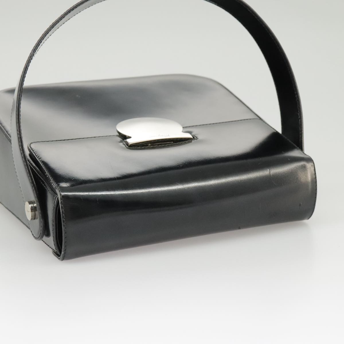 Salvatore Ferragamo Gancini Black Leather Handbag (Pre-Owned)