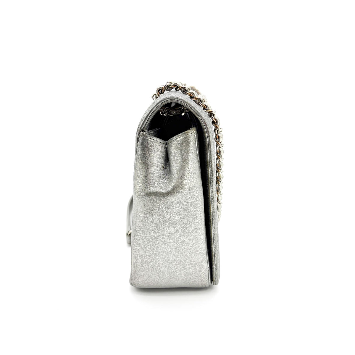 Chanel Mademoiselle Vintage Flap Clutch Chevron Sheepskin Silver Leather Shoulder Bag Bag (Pre-Owned)