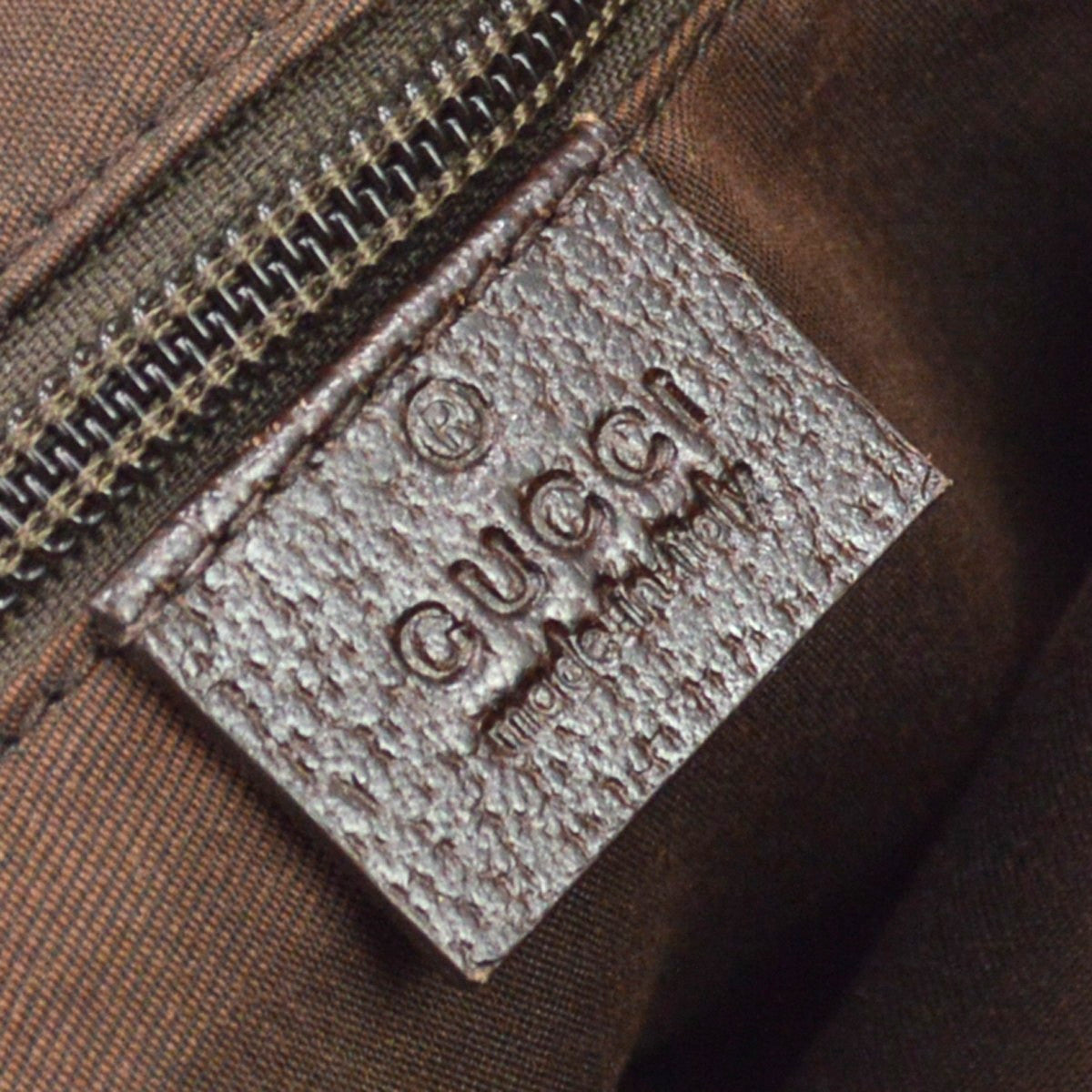 Gucci Web Zip Gg Canvas Beige Canvas Crossbody Bag Bag (Pre-Owned)