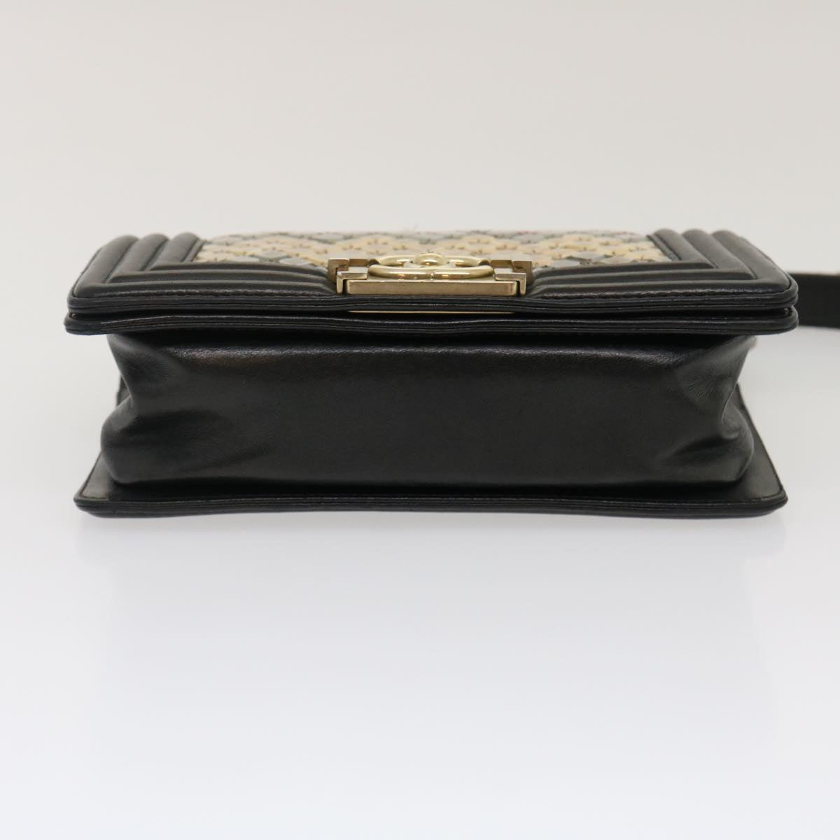 Chanel Boy Multicolour Leather Shoulder Bag (Pre-Owned)