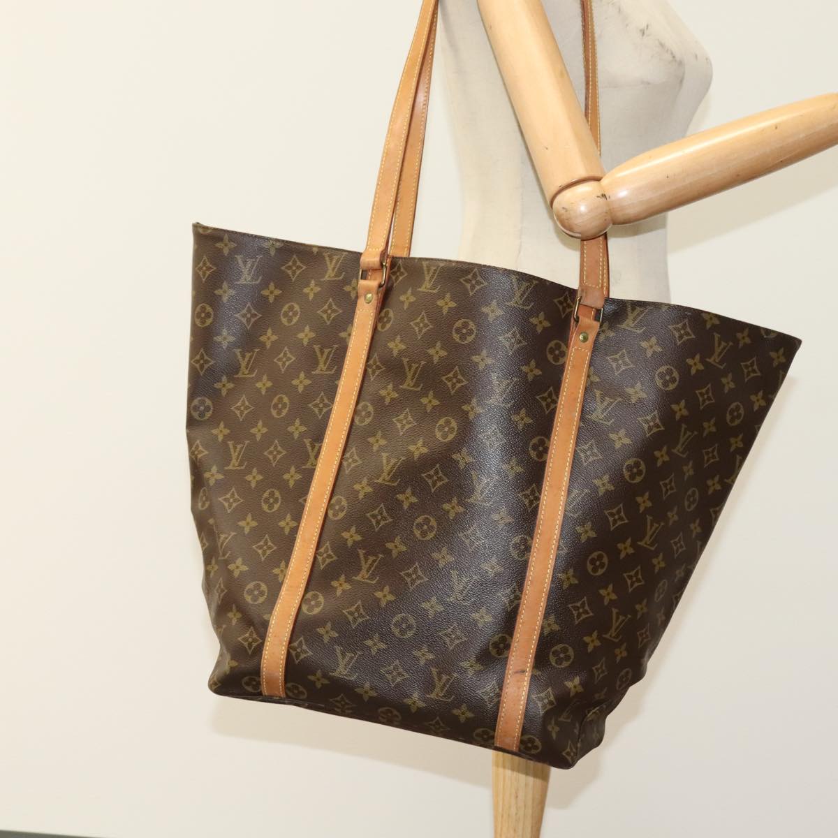 Louis Vuitton Shopping Brown Canvas Tote Bag (Pre-Owned)
