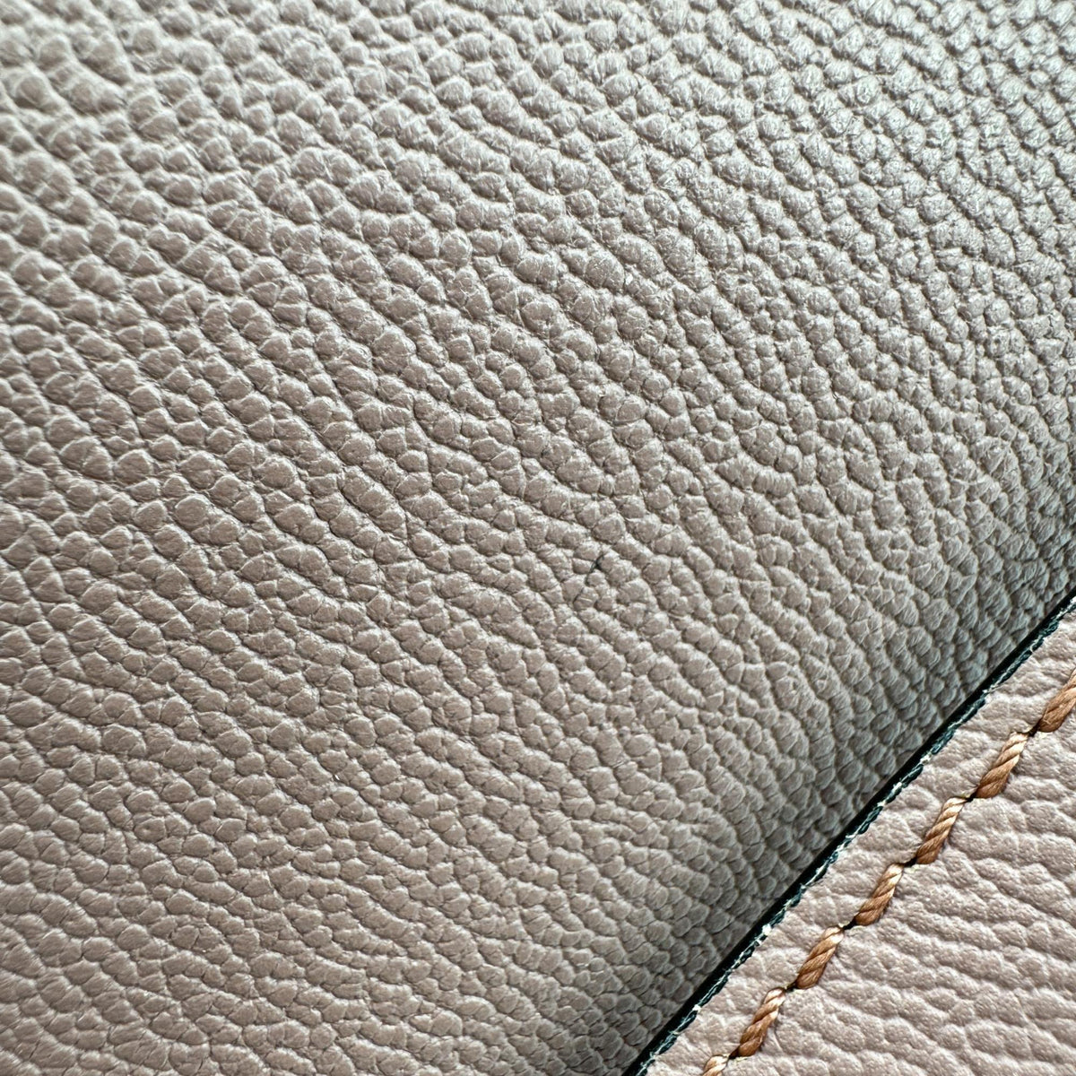 Burberry Helmsley Leather Pink Calfskin Handbag (Pre-Owned)