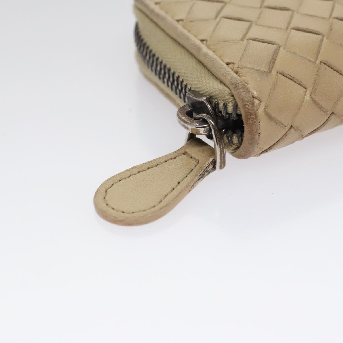Bottega Veneta Intrecciato Beige Leather Wallet (Pre-Owned)