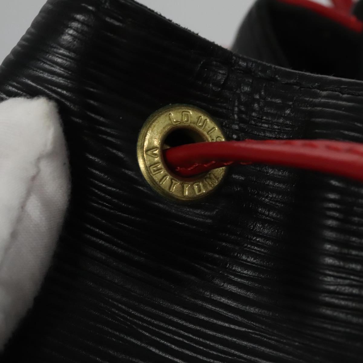 Louis Vuitton Noe Black Leather Shoulder Bag (Pre-Owned)