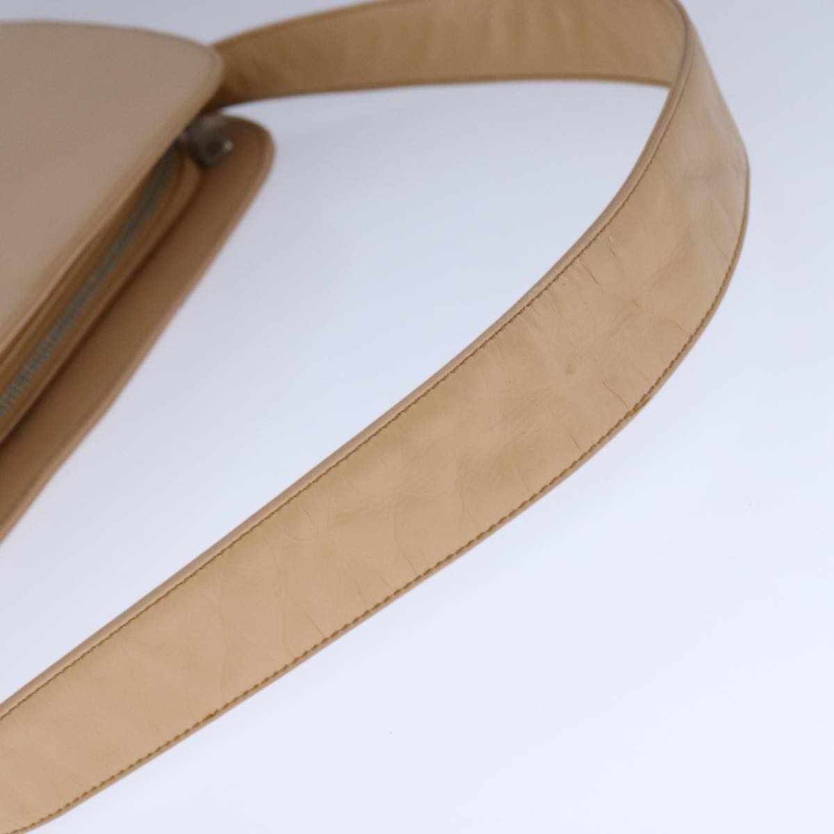 Prada Beige Leather Shoulder Bag (Pre-Owned)