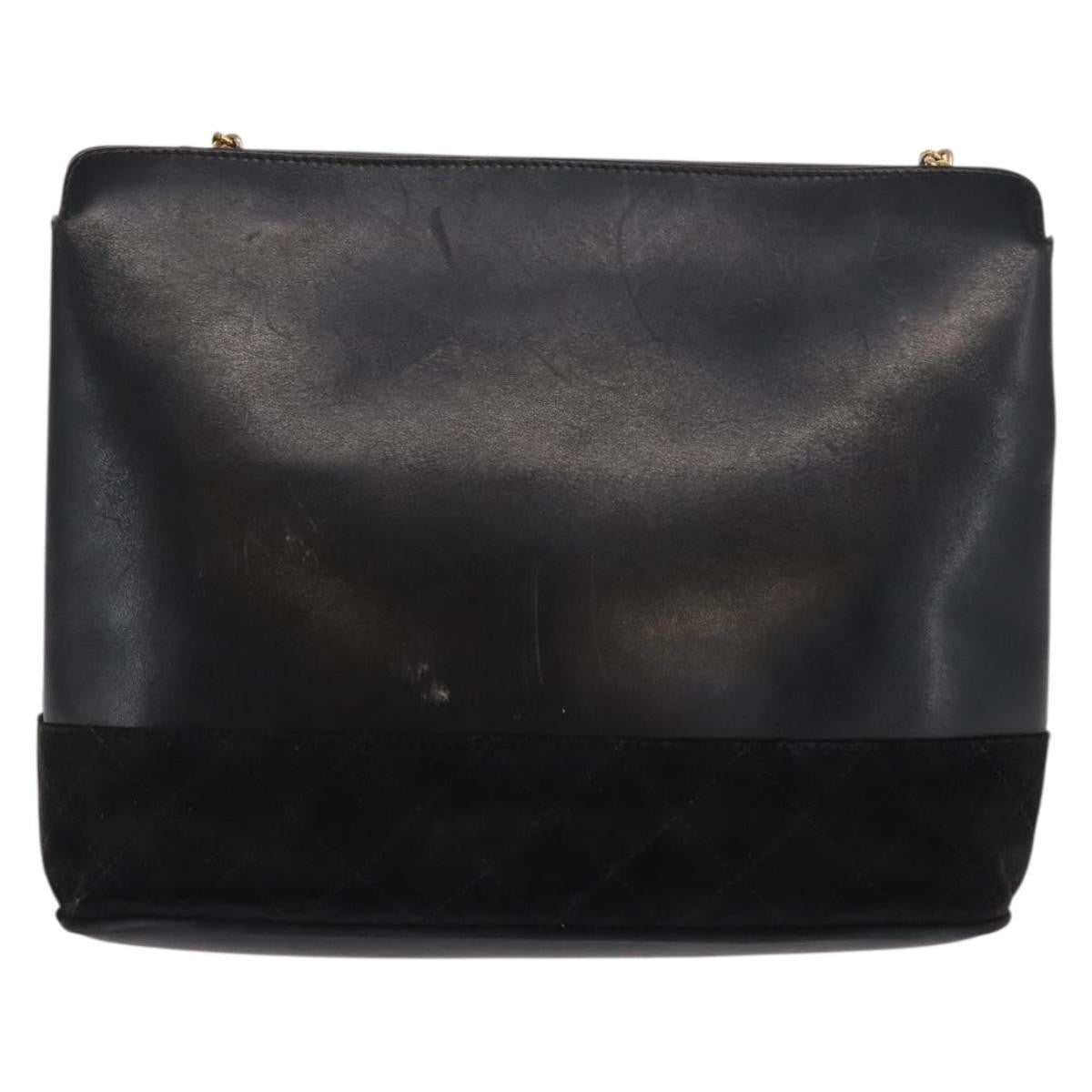 Salvatore Ferragamo Vintage Leather Black Leather Shoulder Bag Bag (Pre-Owned)