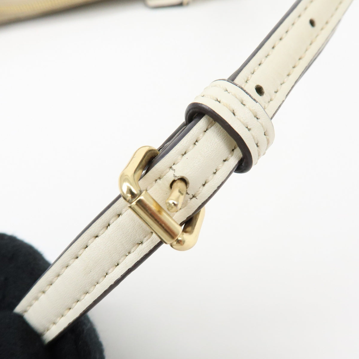 Coach Shoulder Canvas Beige Canvas Handbag (Pre-Owned)