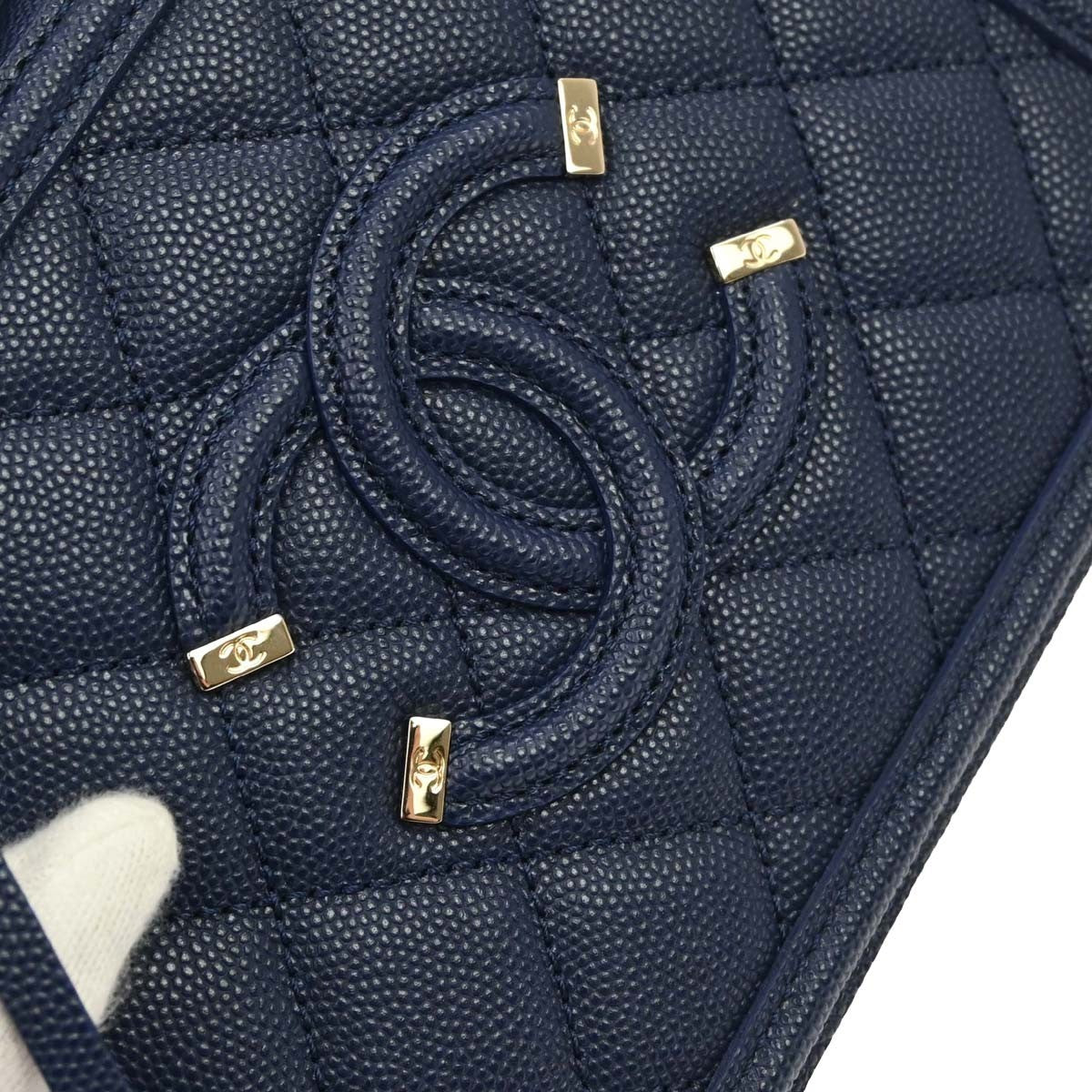 Chanel Filigree Vanity Case Quilted Caviar Navy Calfskin Clutche & Pouche Bag (Pre-Owned)