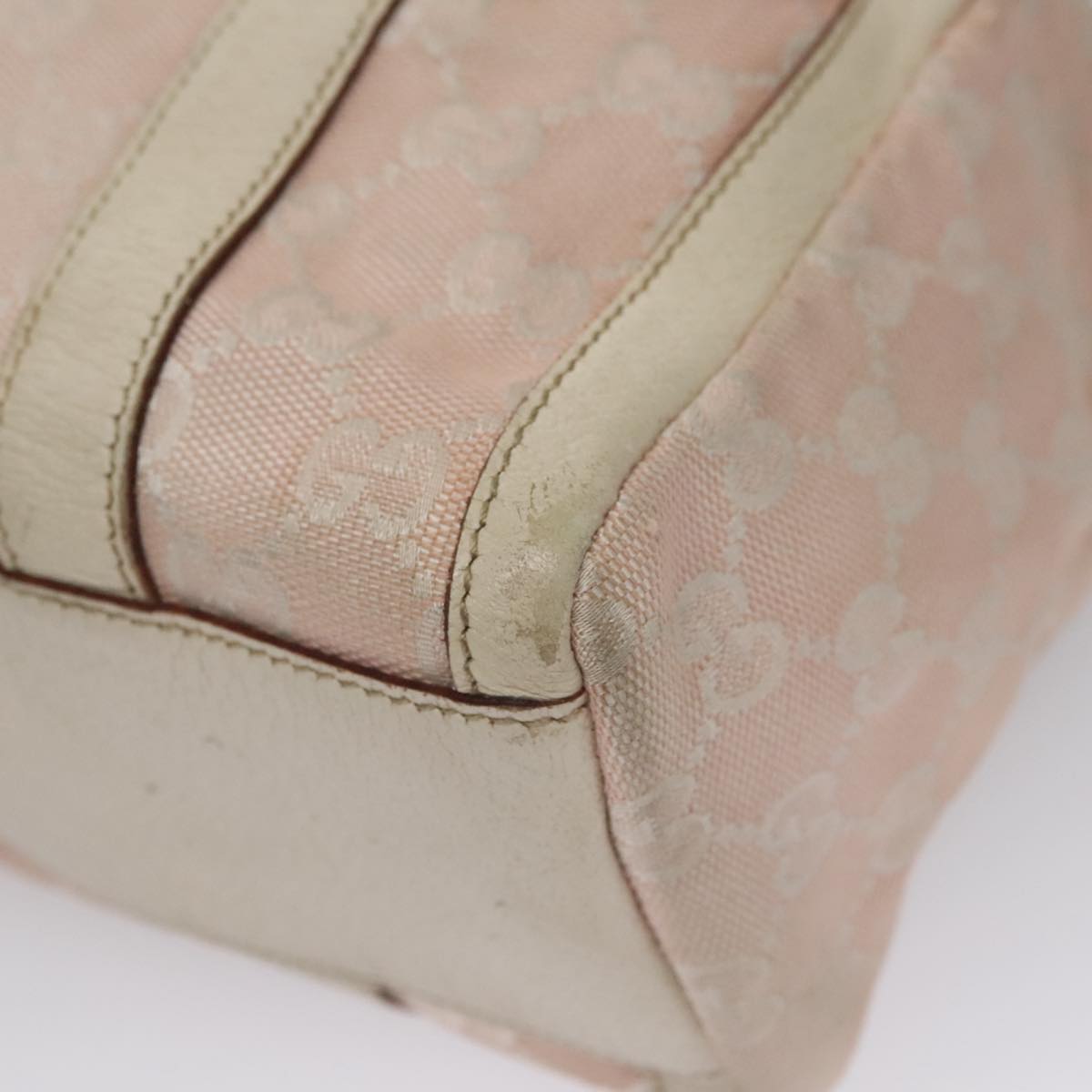 Gucci Gg Canvas Pink Canvas Handbag (Pre-Owned)