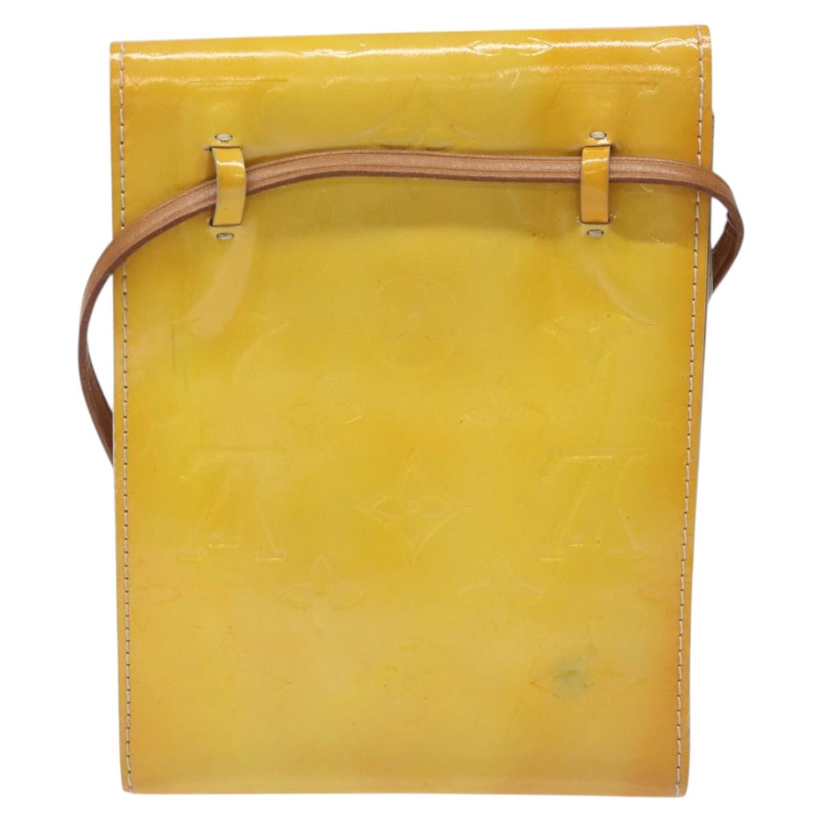 Louis Vuitton Kenmare Yellow Patent Leather Clutch Bag (Pre-Owned)