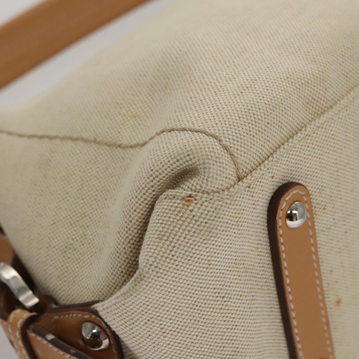Salvatore Ferragamo Gancini Beige Canvas Shoulder Bag (Pre-Owned)