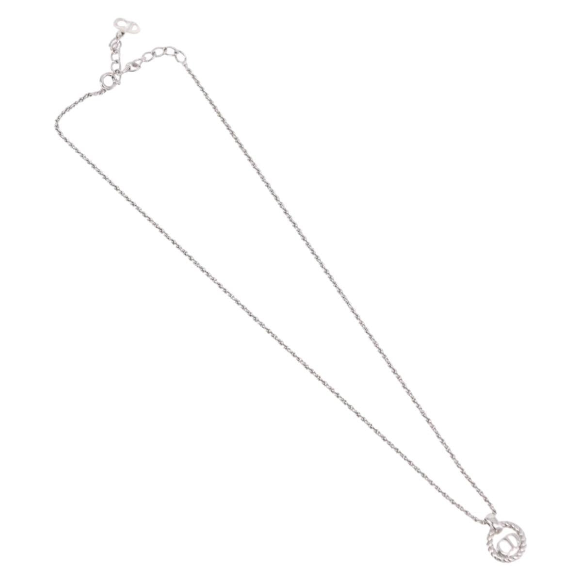 Christian Dior Vintage Circle Pendant Metal Silver Metal Necklace Jewelry (Pre-Owned)