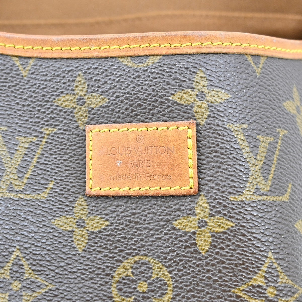 Louis Vuitton Saumur Monogram Canvas Brown Canvas Handbag (Pre-Owned)
