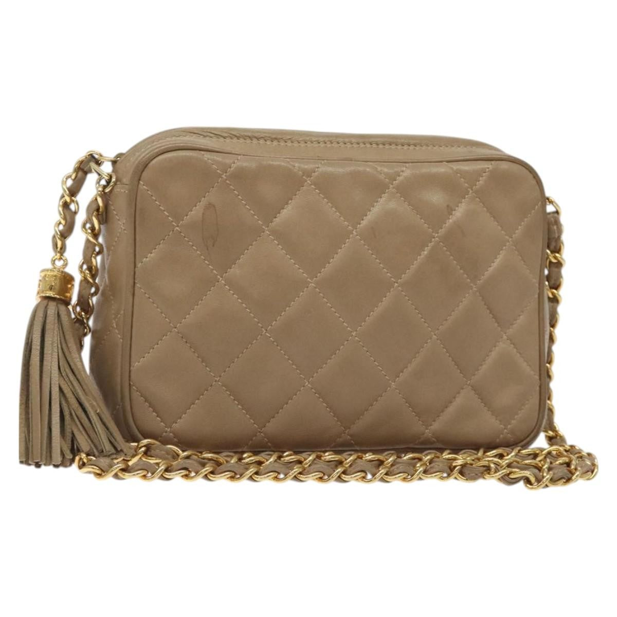 Chanel Vintage Diamond Cc Camera Quilted Leather Beige Leather Shoulder Bag Bag (Pre-Owned)