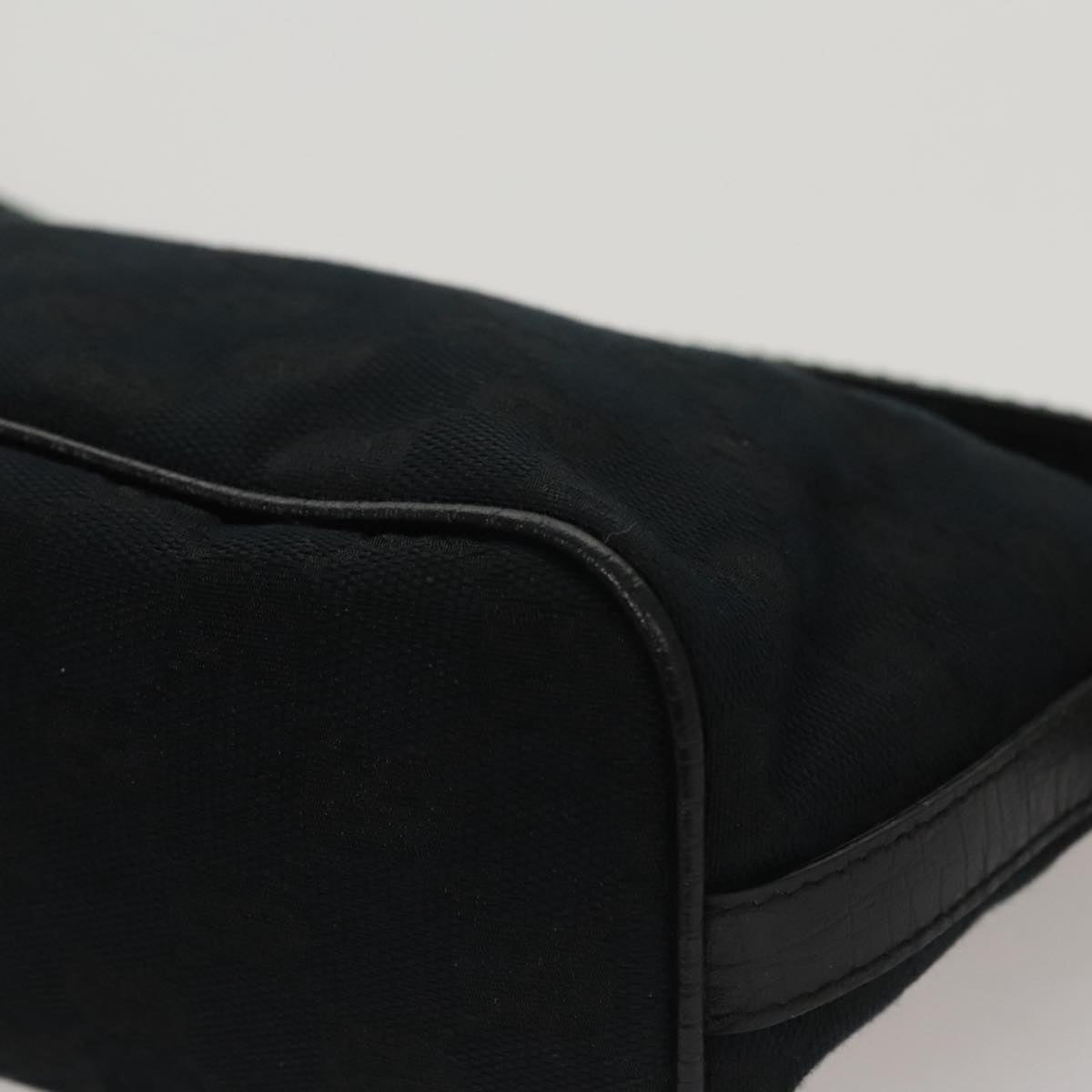 Gucci Baguette Black Canvas Clutch Bag (Pre-Owned)