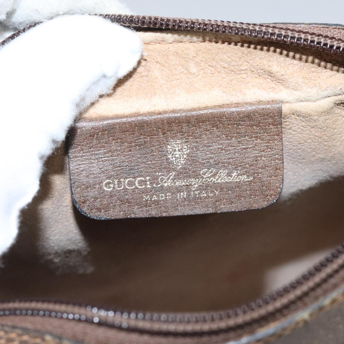 Gucci Ophidia Beige Canvas Clutch Bag (Pre-Owned)