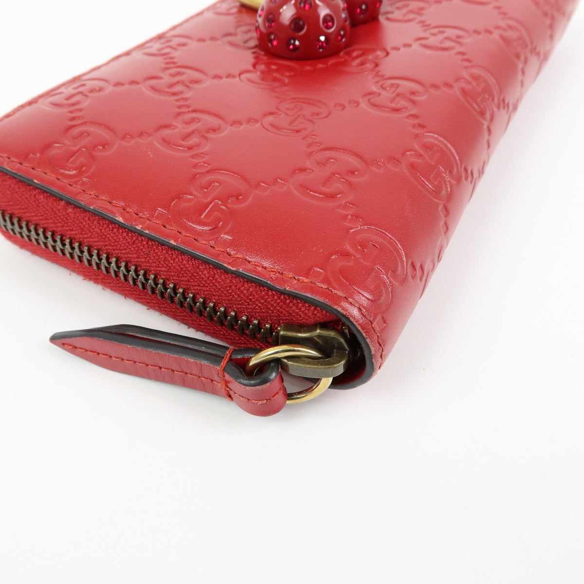 Gucci Cherries Wallet On Chain Guccissima Leather Red Leather Crossbody Bag Bag (Pre-Owned)