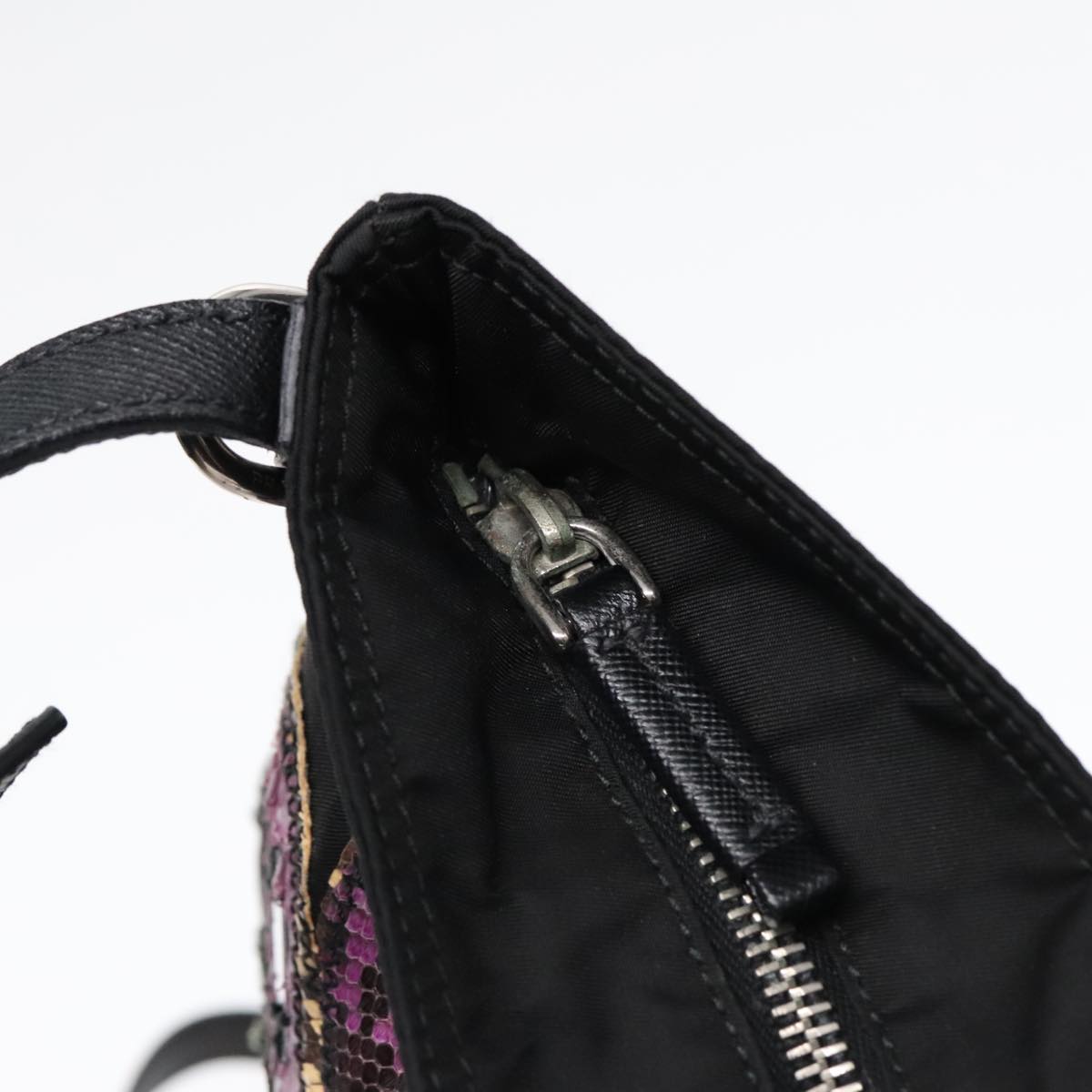 Prada Re-Edition Black Canvas Shoulder Bag (Pre-Owned)