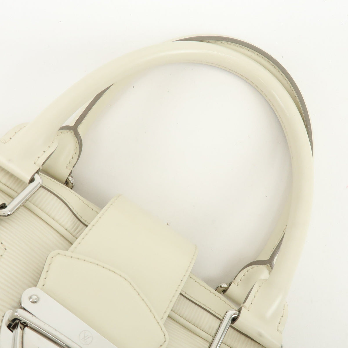 Louis Vuitton Montaigne Bowling Epi Leather White Leather Handbag (Pre-Owned)