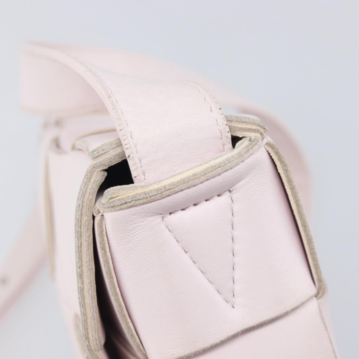 Bottega Veneta Cassette Maxi Intrecciato Leather Pink Leather Crossbody Bag Bag (Pre-Owned)