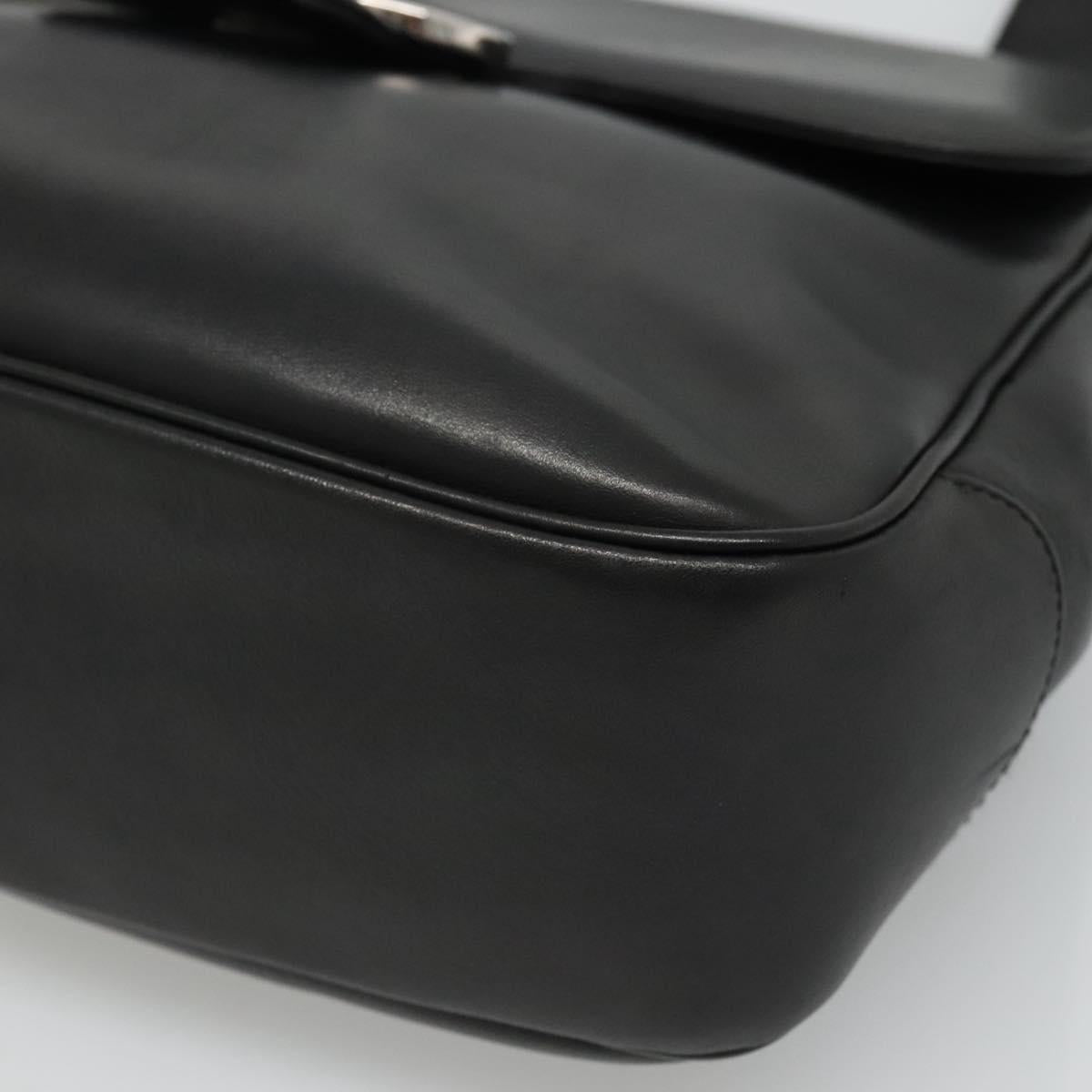 Salvatore Ferragamo Gancini Black Leather Shoulder Bag (Pre-Owned)