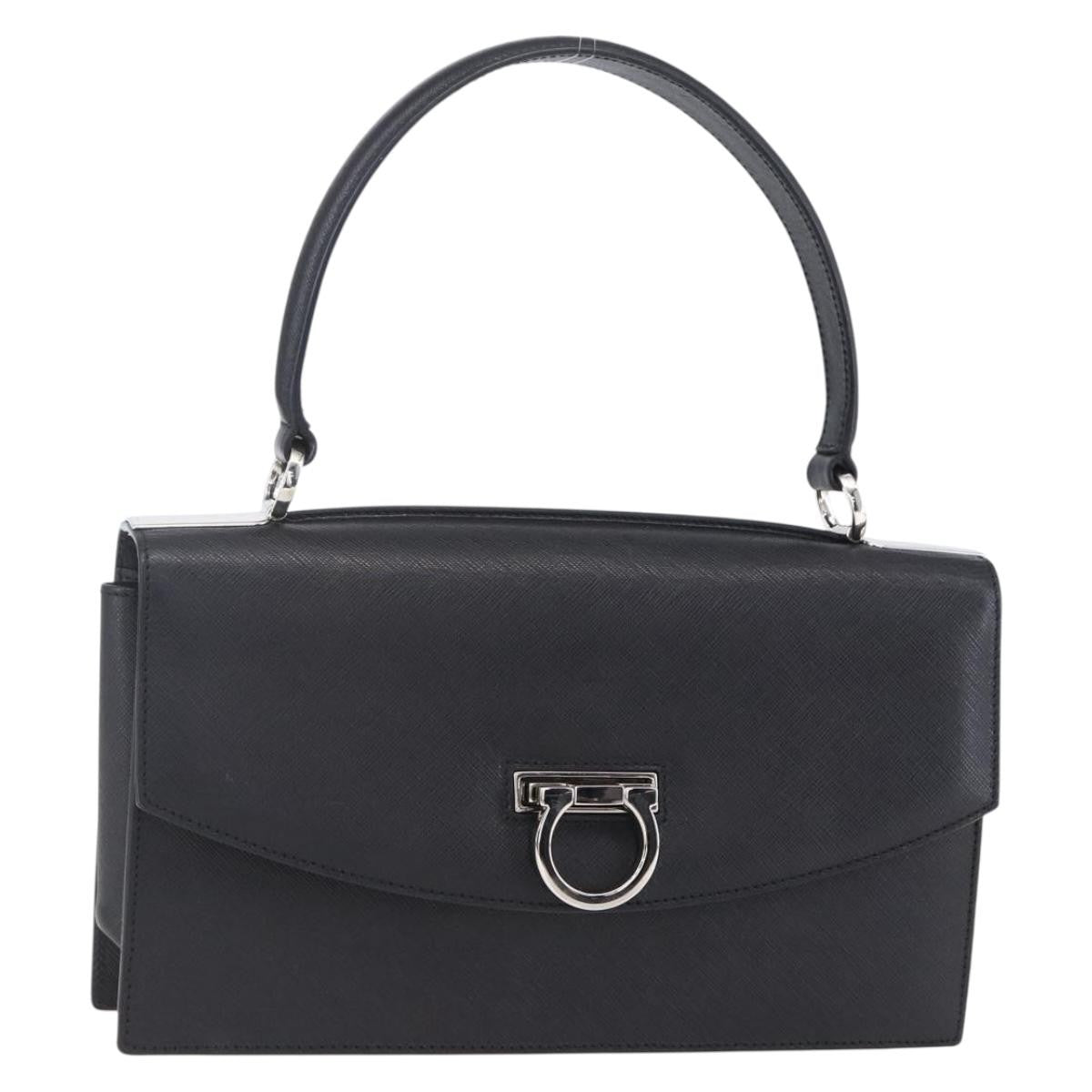 Salvatore Ferragamo Gancini Leather Black Leather Shoulder Bag Bag (Pre-Owned)