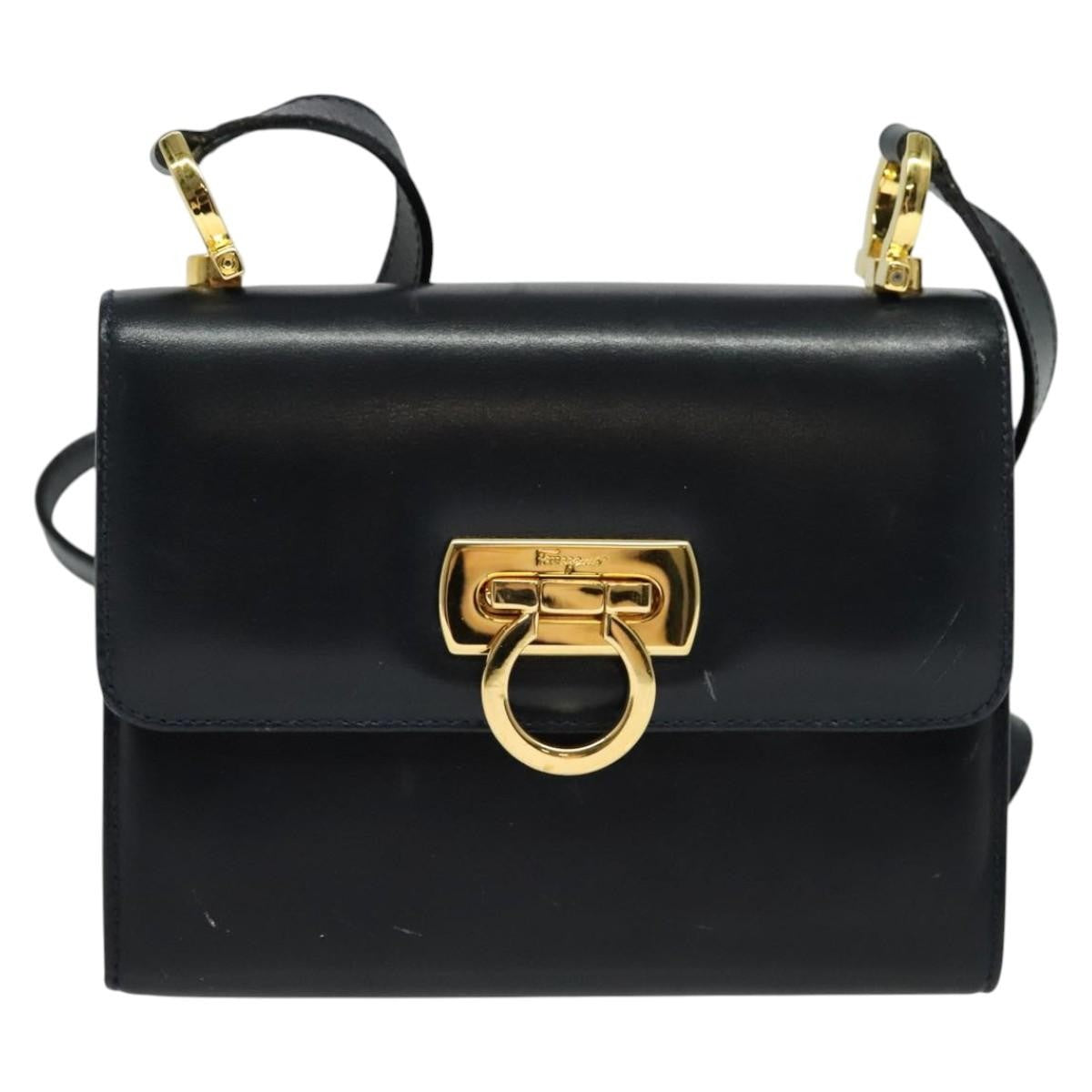 Salvatore Ferragamo Gancini Leather Black Leather Shoulder Bag Bag (Pre-Owned)