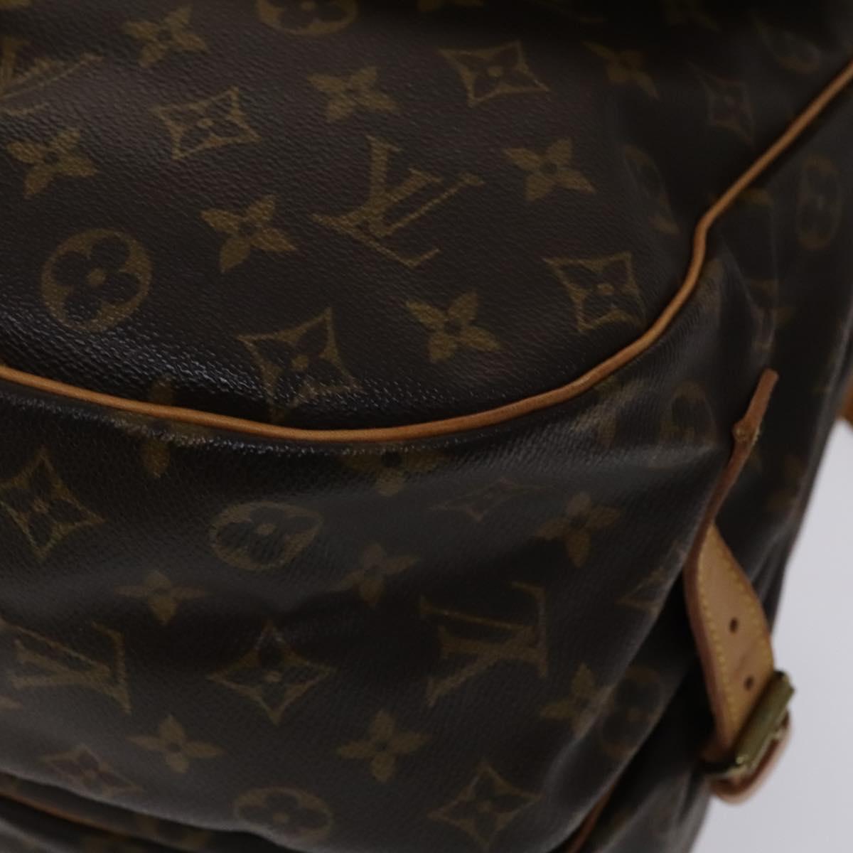 Louis Vuitton Saumur 35 Brown Canvas Shoulder Bag (Pre-Owned)