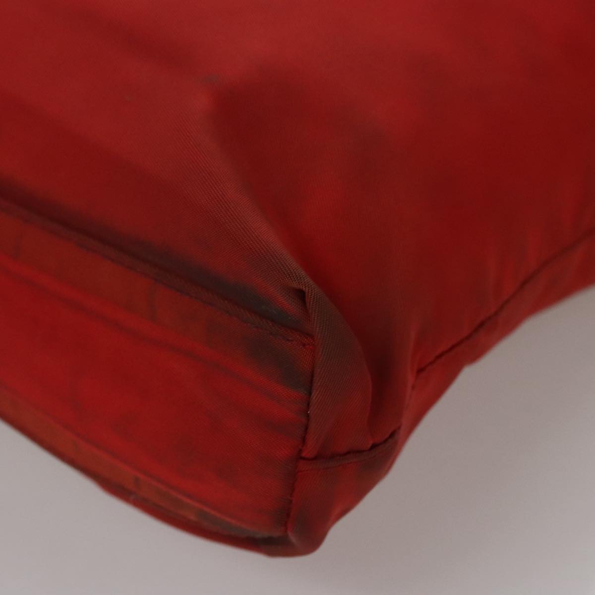 Prada Tessuto Red Synthetic Shoulder Bag (Pre-Owned)