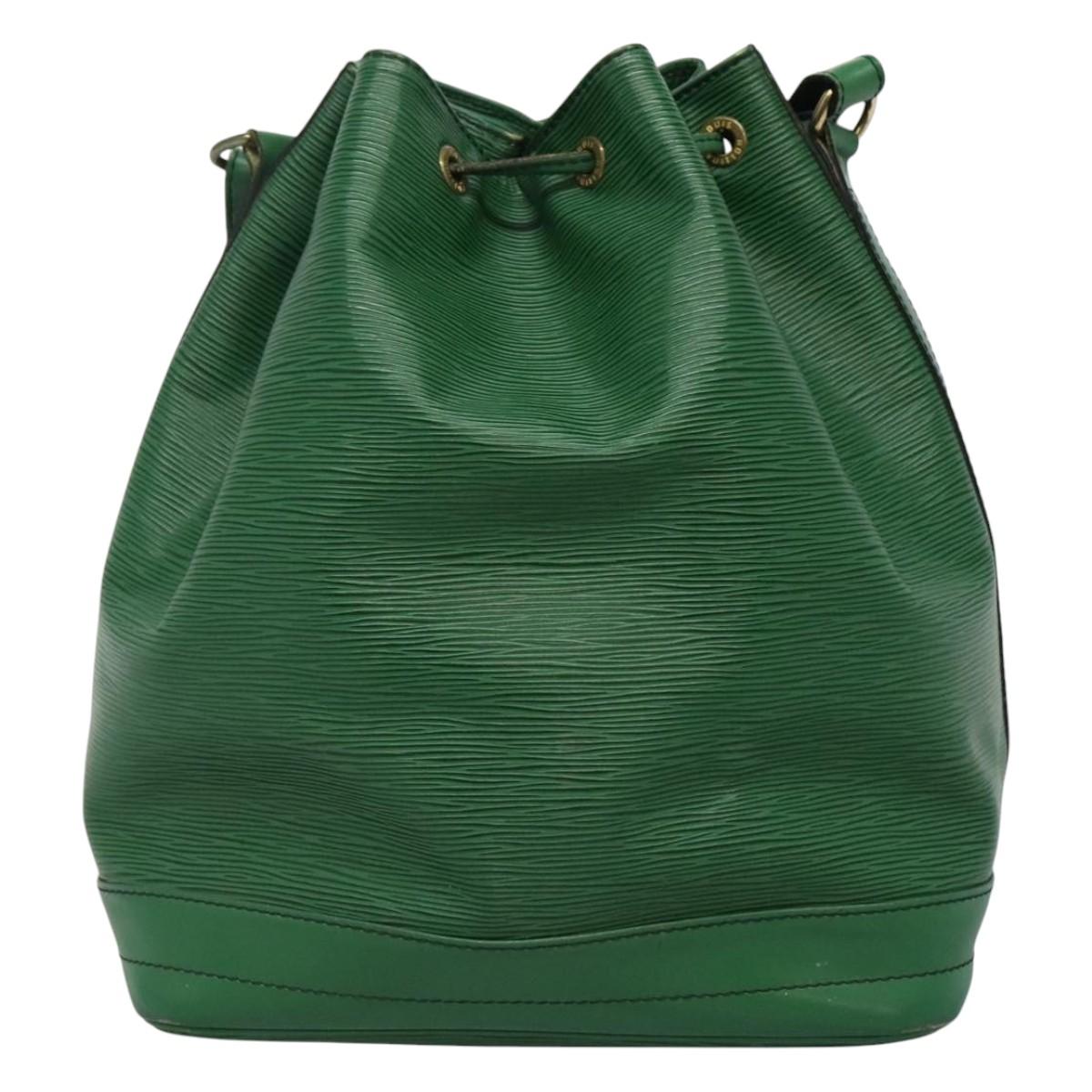 Louis Vuitton Noé Green Leather Shoulder Bag (Pre-Owned)