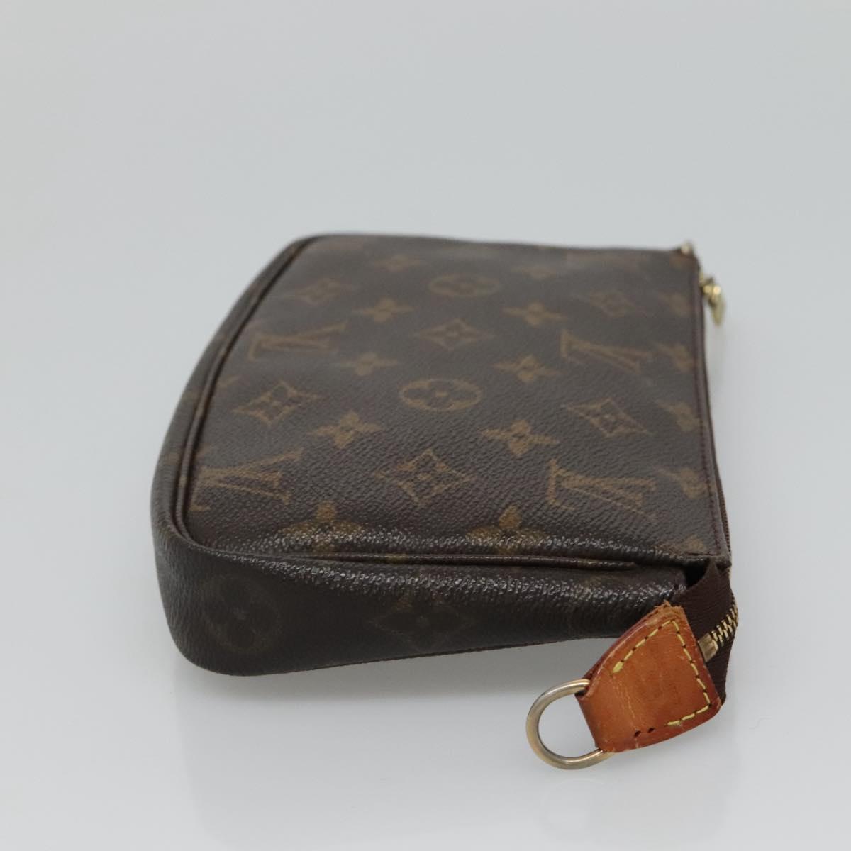 Louis Vuitton Pochette Accessoire Brown Canvas Clutch Bag (Pre-Owned)