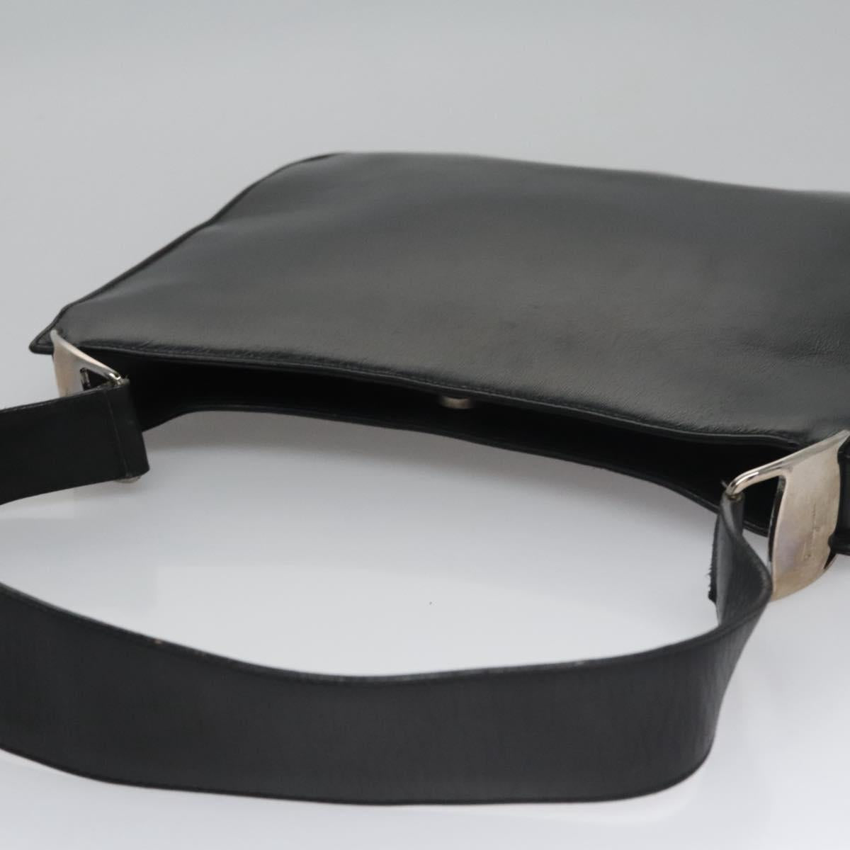 Salvatore Ferragamo Black Leather Shoulder Bag (Pre-Owned)
