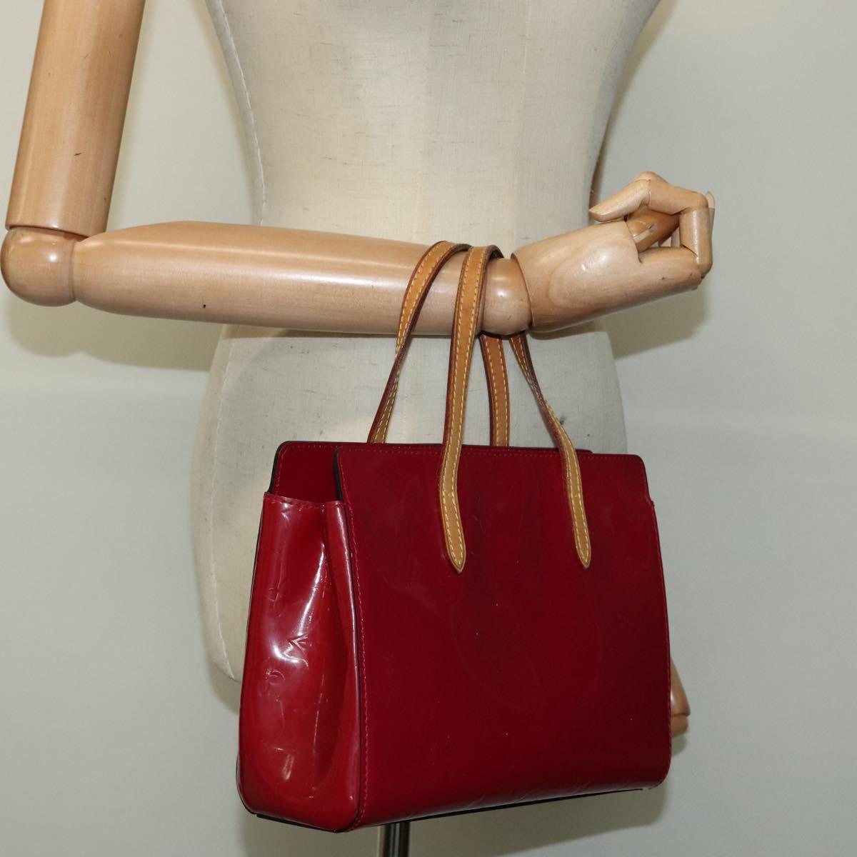 Louis Vuitton Catalina White Patent Leather Handbag (Pre-Owned)