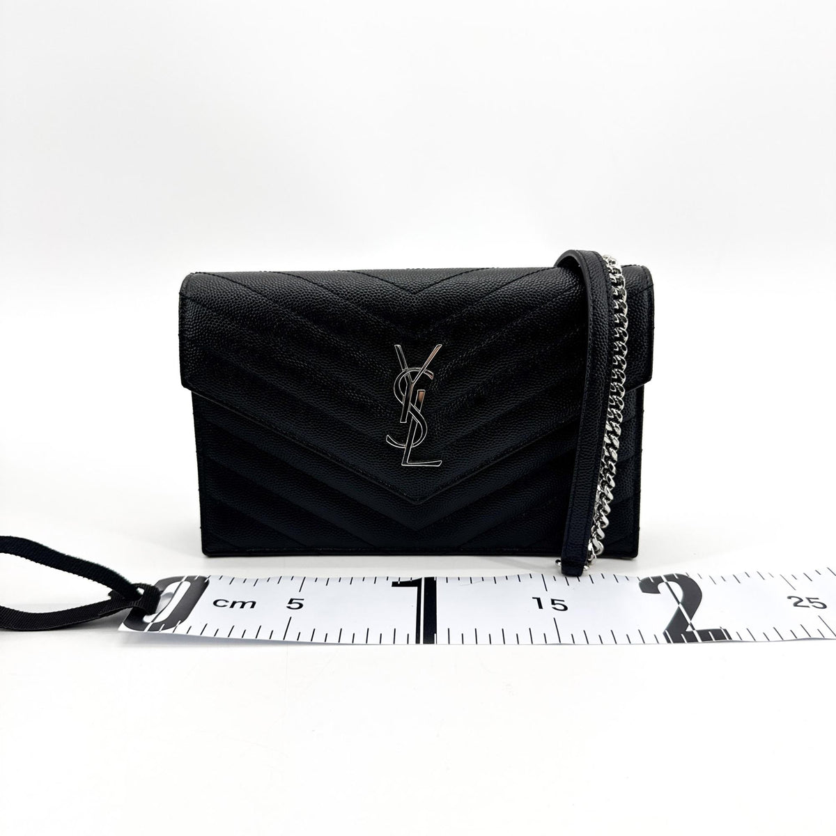 Saint Laurent Classic Monogram Wallet On Chain Matelasse Chevron Leather Black Leather Crossbody Bag Bag (Pre-Owned)