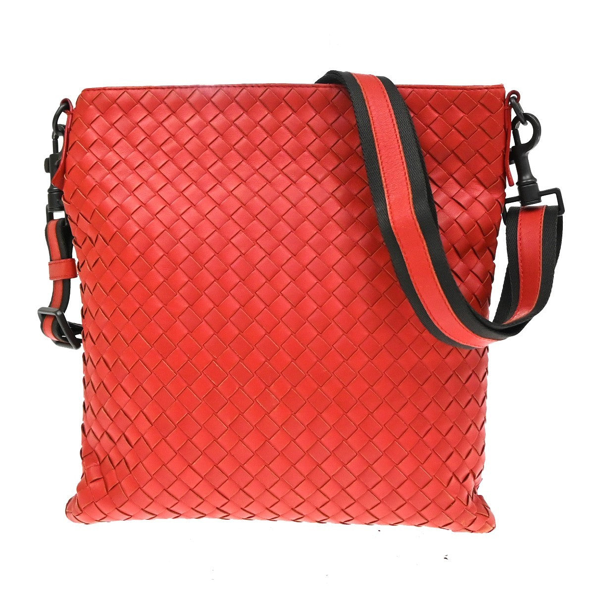Bottega Veneta Flat Messenger Intrecciato Nappa Red Leather Crossbody Bag Bag (Pre-Owned)