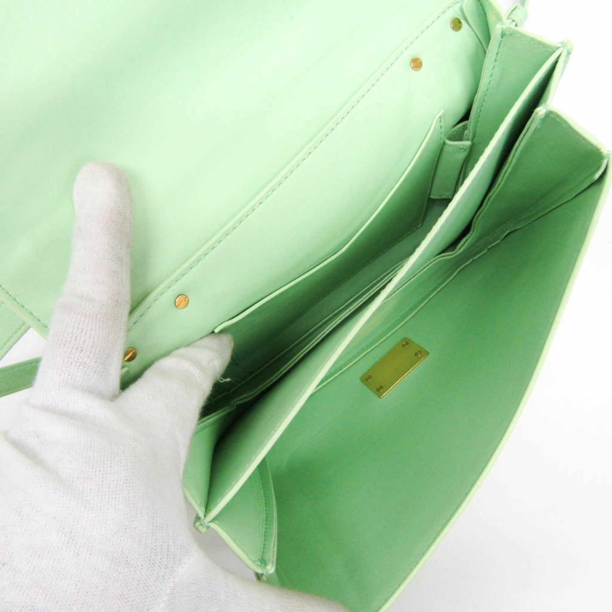 Bottega Veneta Mount Leather Green Leather Shoulder Bag Bag (Pre-Owned)