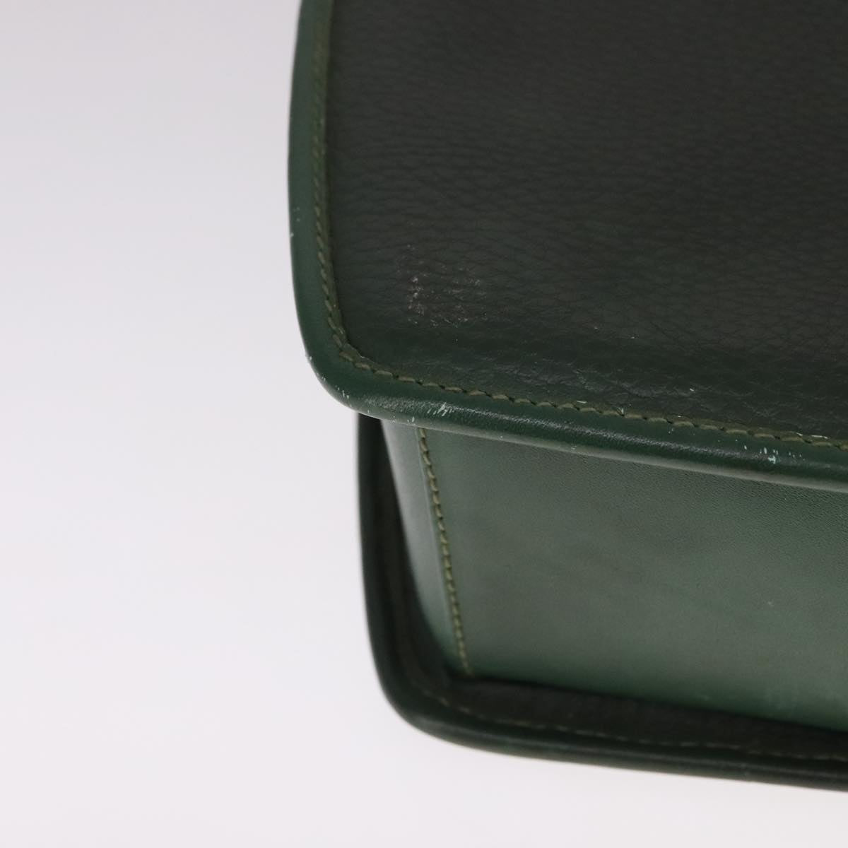 Burberry Green Leather Shoulder Bag (Pre-Owned)