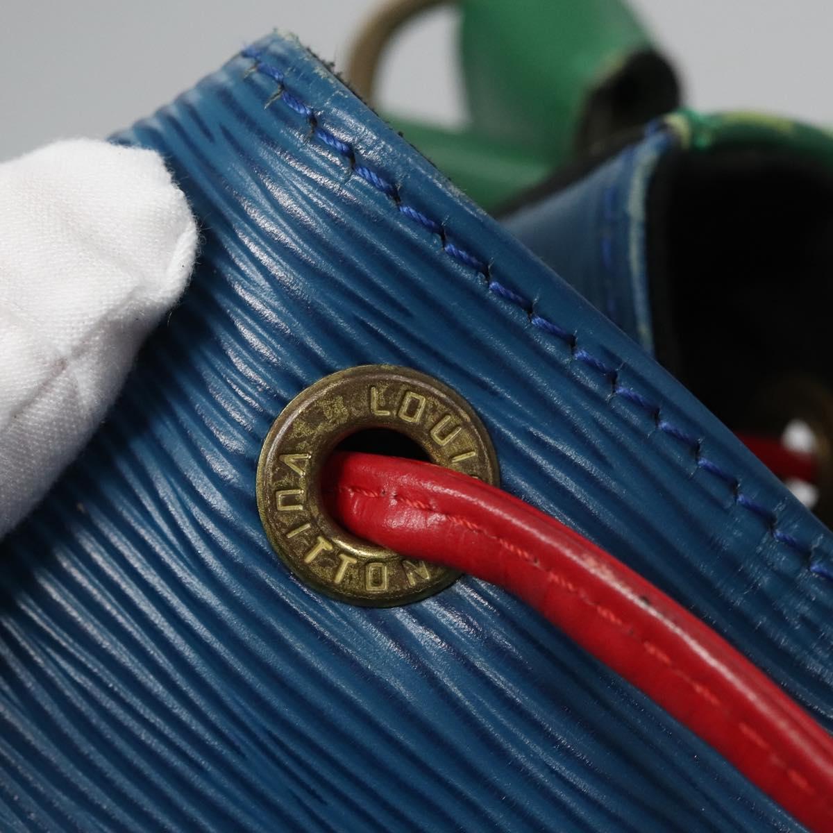 Louis Vuitton Noe Blue Leather Shoulder Bag (Pre-Owned)